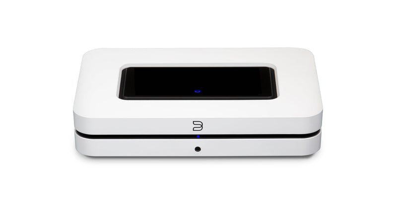 NAD C 338 Integrated Amplifier + Bluesound Node Music Streamer (Bundle) - White